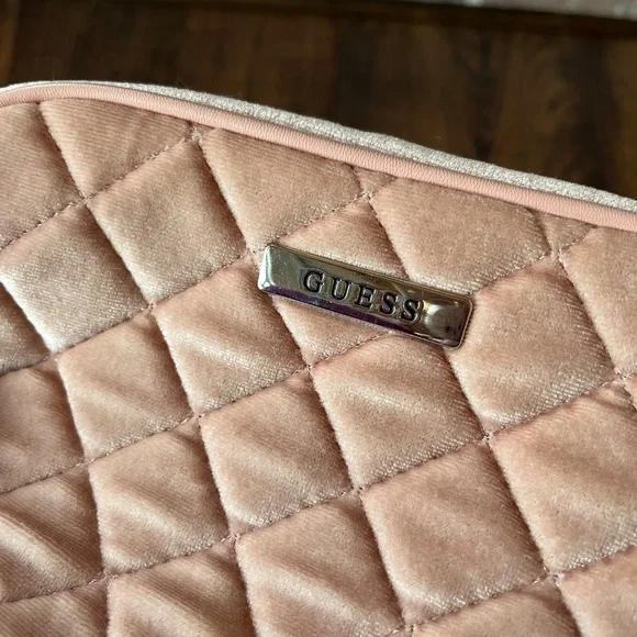 GUESS purse pink velvet purse pink purses Guess bags - Picture 2 of 4